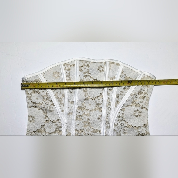 Say What? Cream and White Lace Sexy Shapewear Boned Corset L NWT - Picture 4 of 6